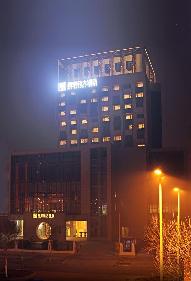 New Dynasty Hotel Kaifeng Exterior foto